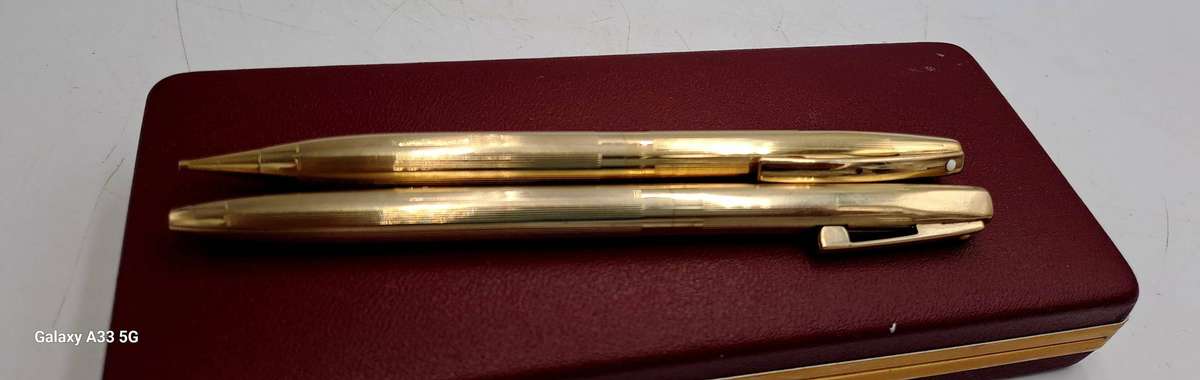 Pre-Owned Vintage Sheaffers Pen and Pencil set in Case (Pen No Refill) Pencil No Lead