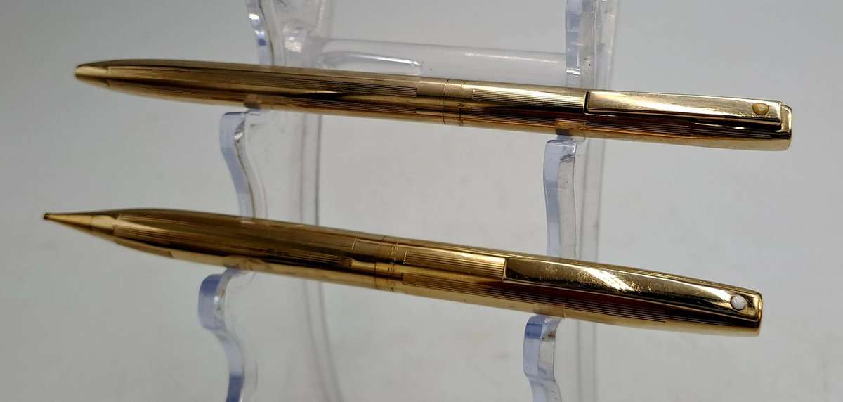 Pre-Owned Vintage Sheaffers Pen and Pencil set in Case (Pen No Refill) Pencil No Lead