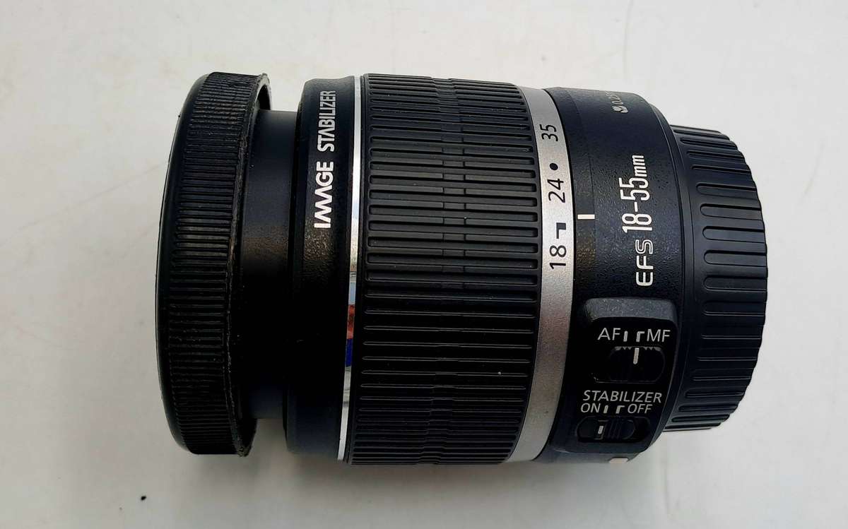 Pre-owned Canon EOS 600D Camera Combo with 55-250mm Zoom and 18-55mm Lenses