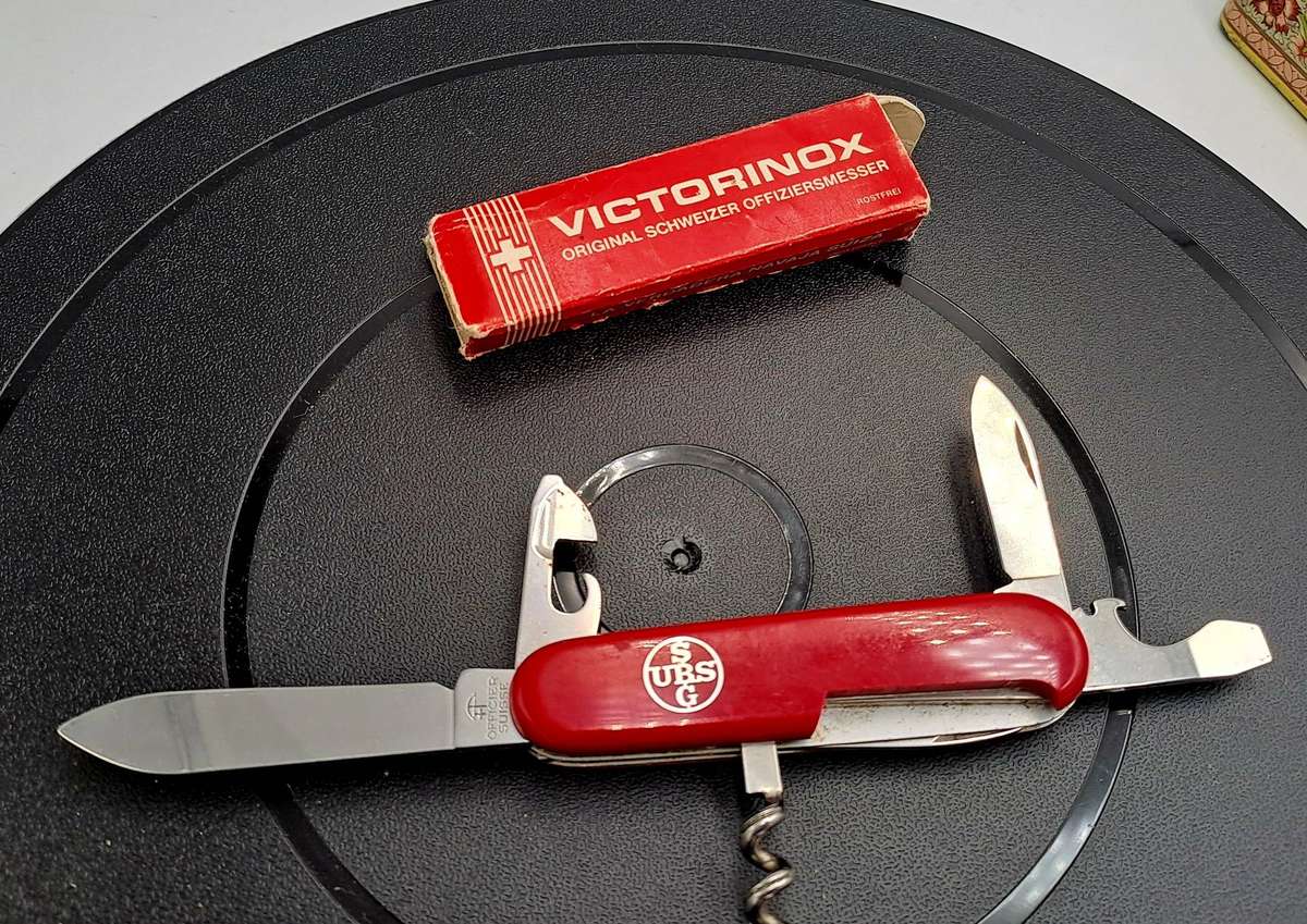The Original Victorinox Swiss Army Knife -Officer Model -Box damaged - Branded