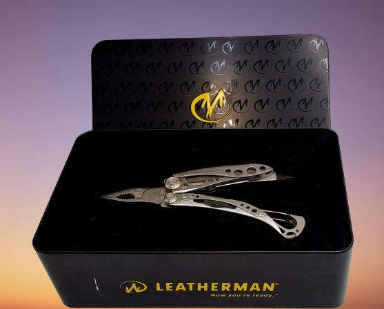Leatherman Skeletool -Multi Tool In Tin Case -seem to be Unused