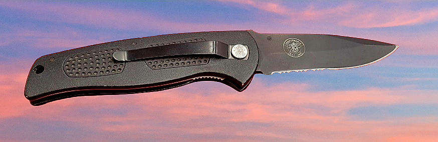 Black Smith & Wesson Performance R.O.C 440 -S.W.A.T First Millennium Run Folding Knife
