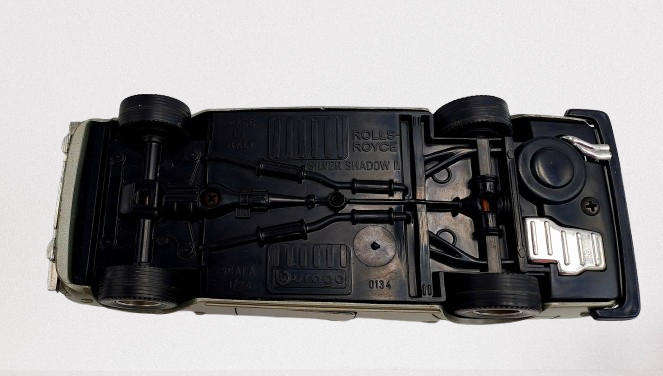 Rolls Royce Silver Shadow Burago No. 0134 1:24 Scale -Made in ITALY-No Box