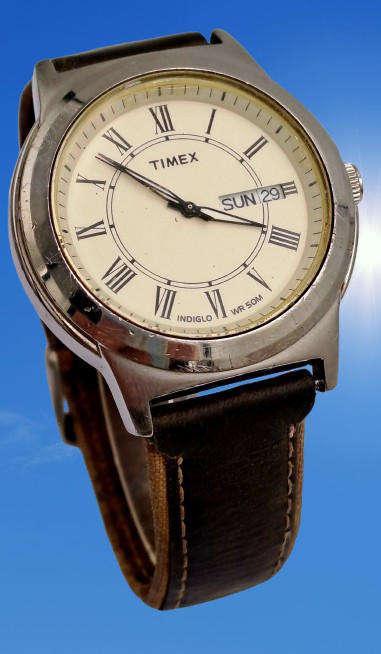 Pre-owned Mens Timex Indiglo(light) WR50M Quarts watch - Working -Leather Strap-illuminated hands