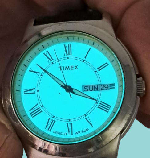 Pre-owned Mens Timex Indiglo(light) WR50M Quarts watch - Working -Leather Strap-illuminated hands