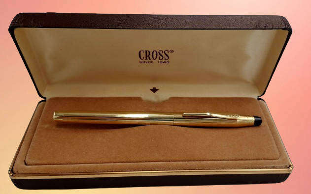 Pre-Owned Vintage 1/20 10ct Rolled Gold Cross Fountain Pen 14kt Gold Nib in case