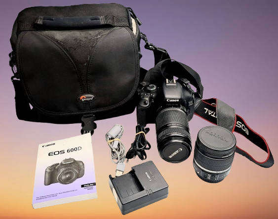 Pre-owned Canon EOS 600D Camera Combo with 55-250mm Zoom and 18-55mm Lenses