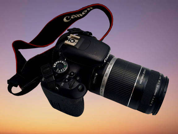 Pre-owned Canon EOS 600D Camera Combo with 55-250mm Zoom and 18-55mm Lenses