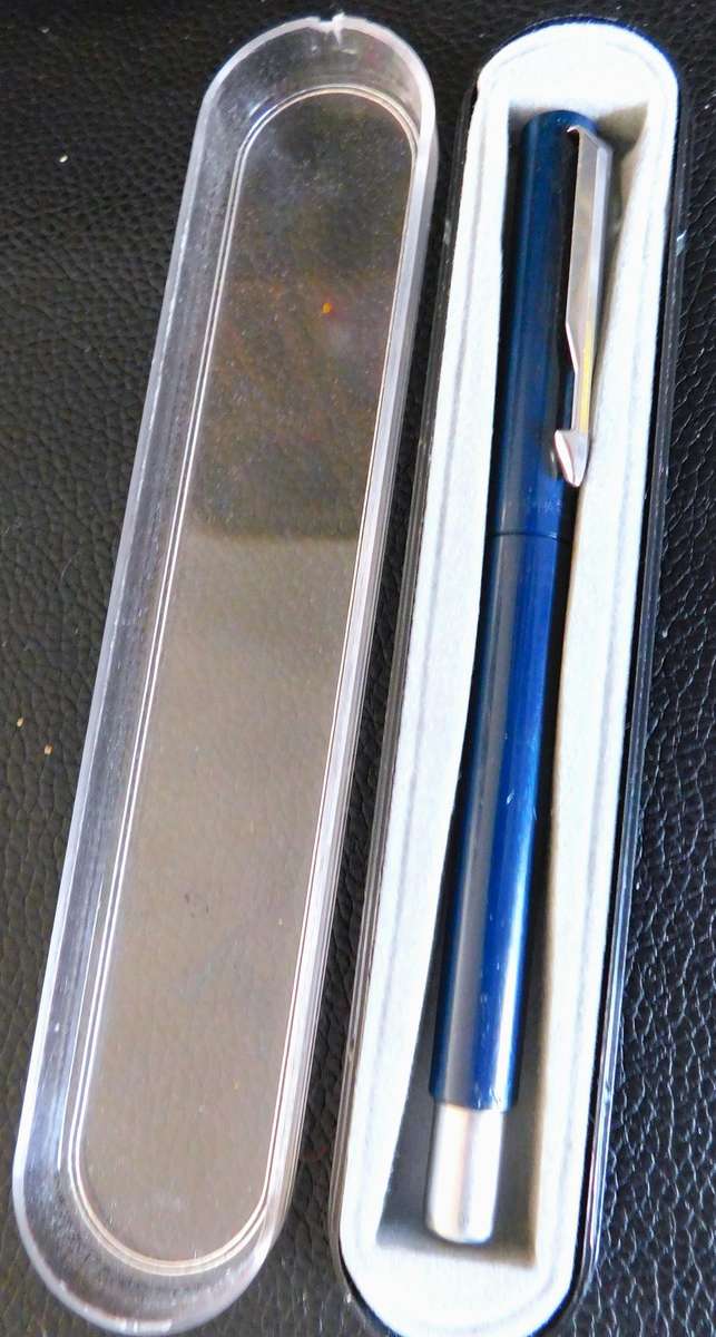 PARKER ROLLERBALL PEN IN BOX -[PEN]