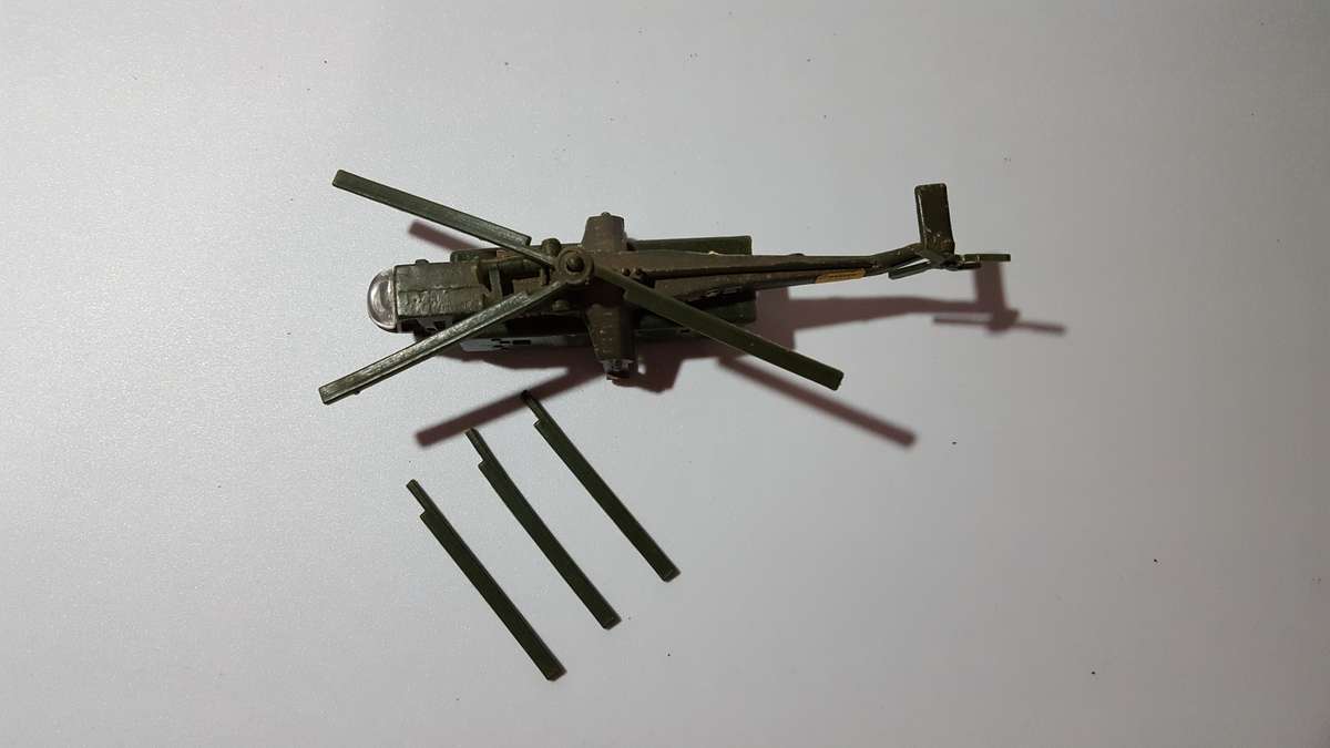 US Army Sikorsky CH-54 Tarhe Heavy-Lift Cargo Helicopter