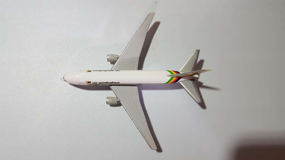 Herpa Wings Boeing 767-200 Air Zimbabwe