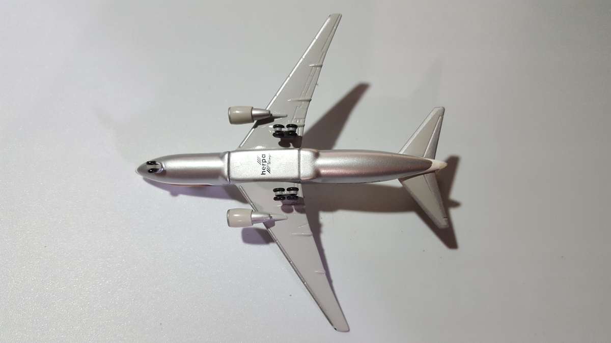 Herpa Wings Boeing 767-200 Air Zimbabwe