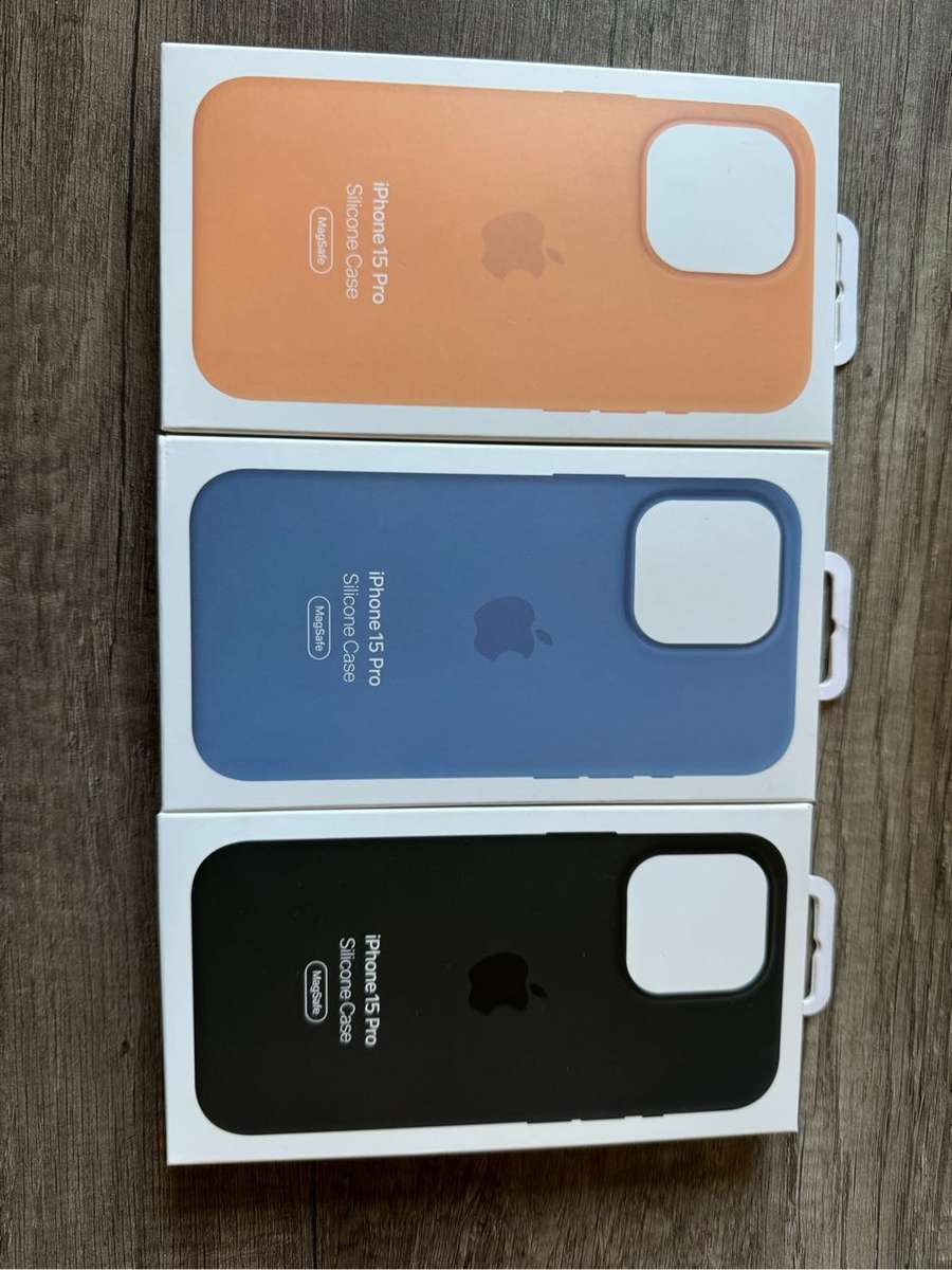 3x Apple iPhone 15 Pro official silicone cases