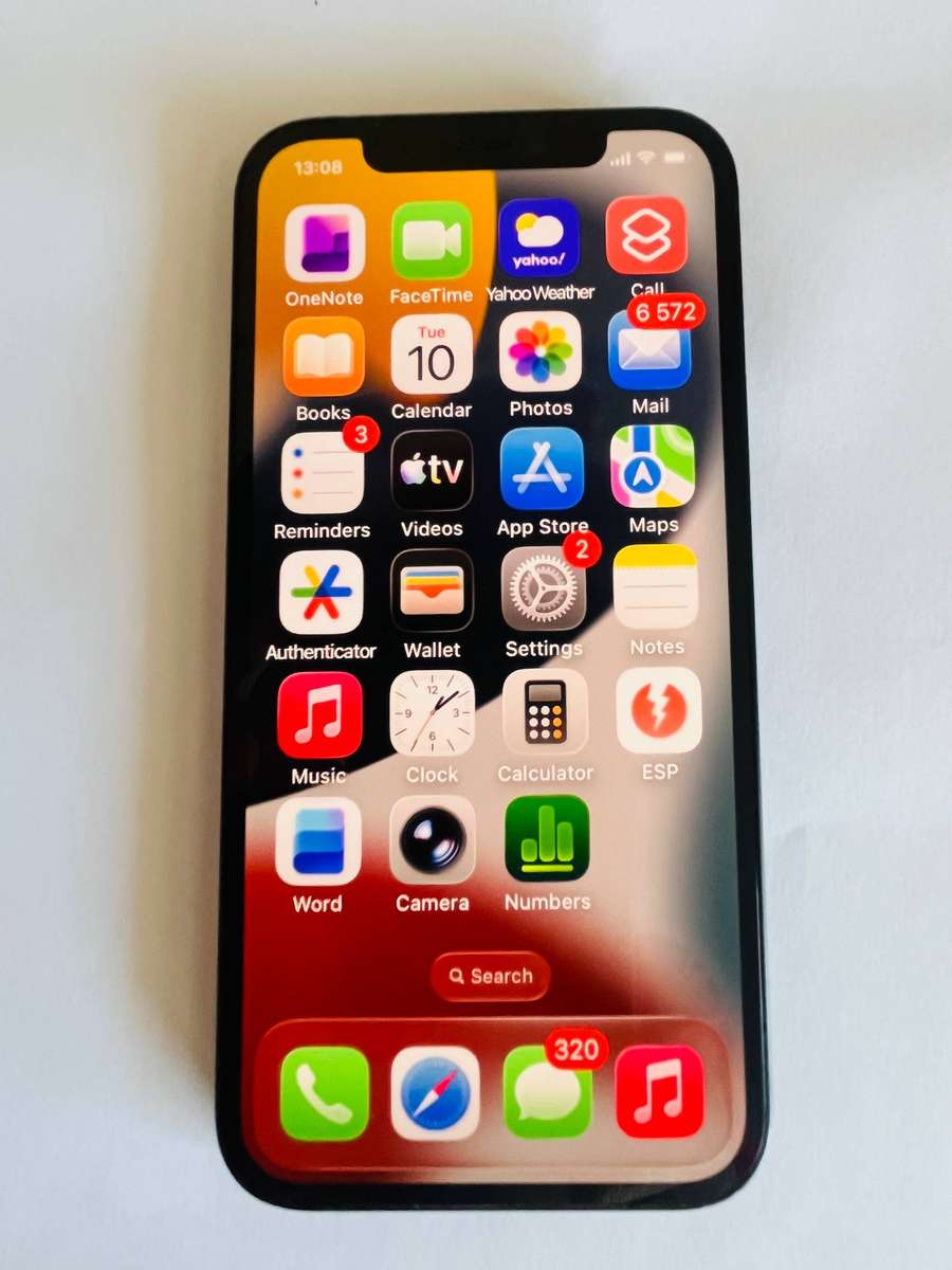 Apple iPhone 12