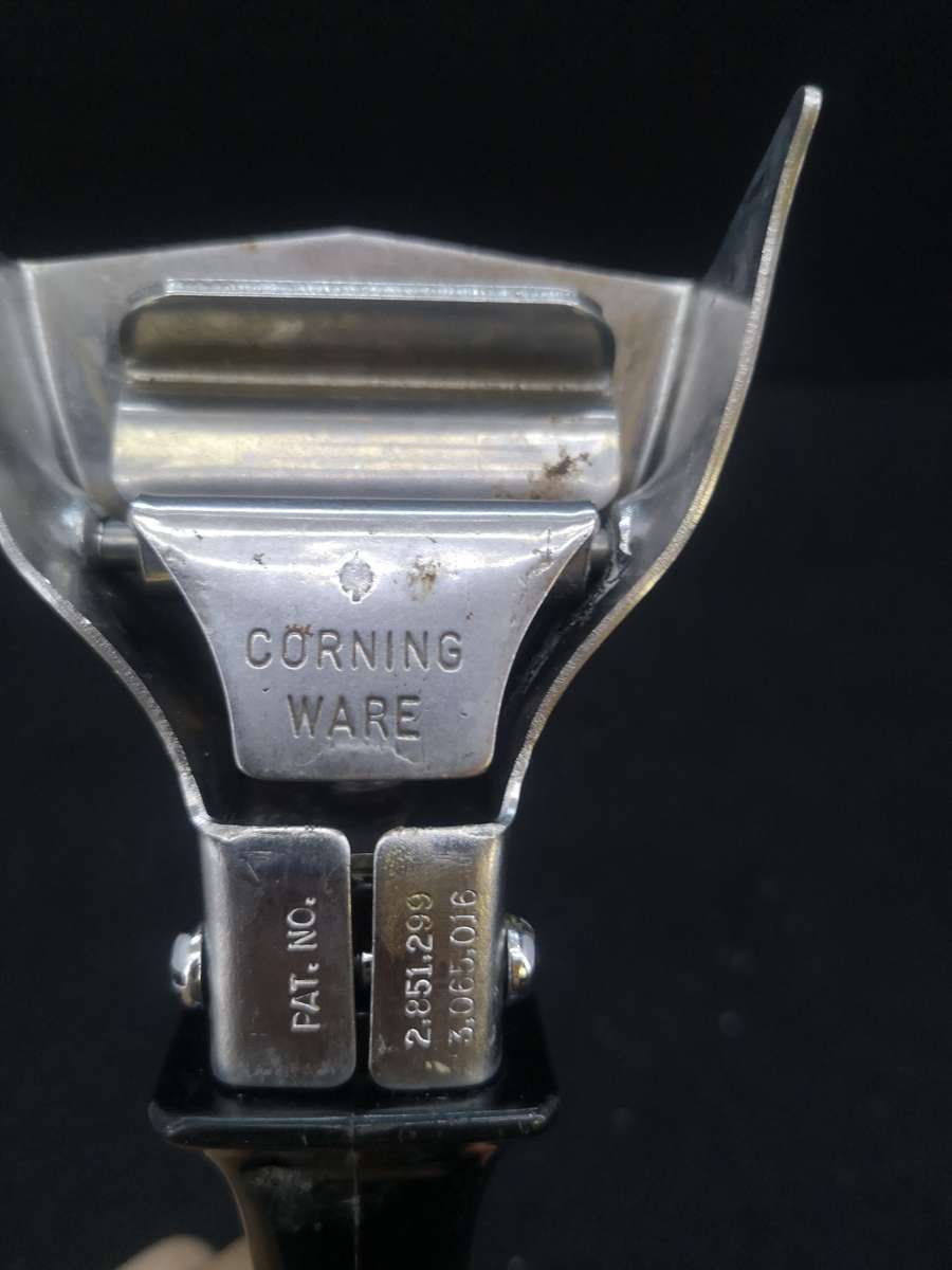 Corning ware handle