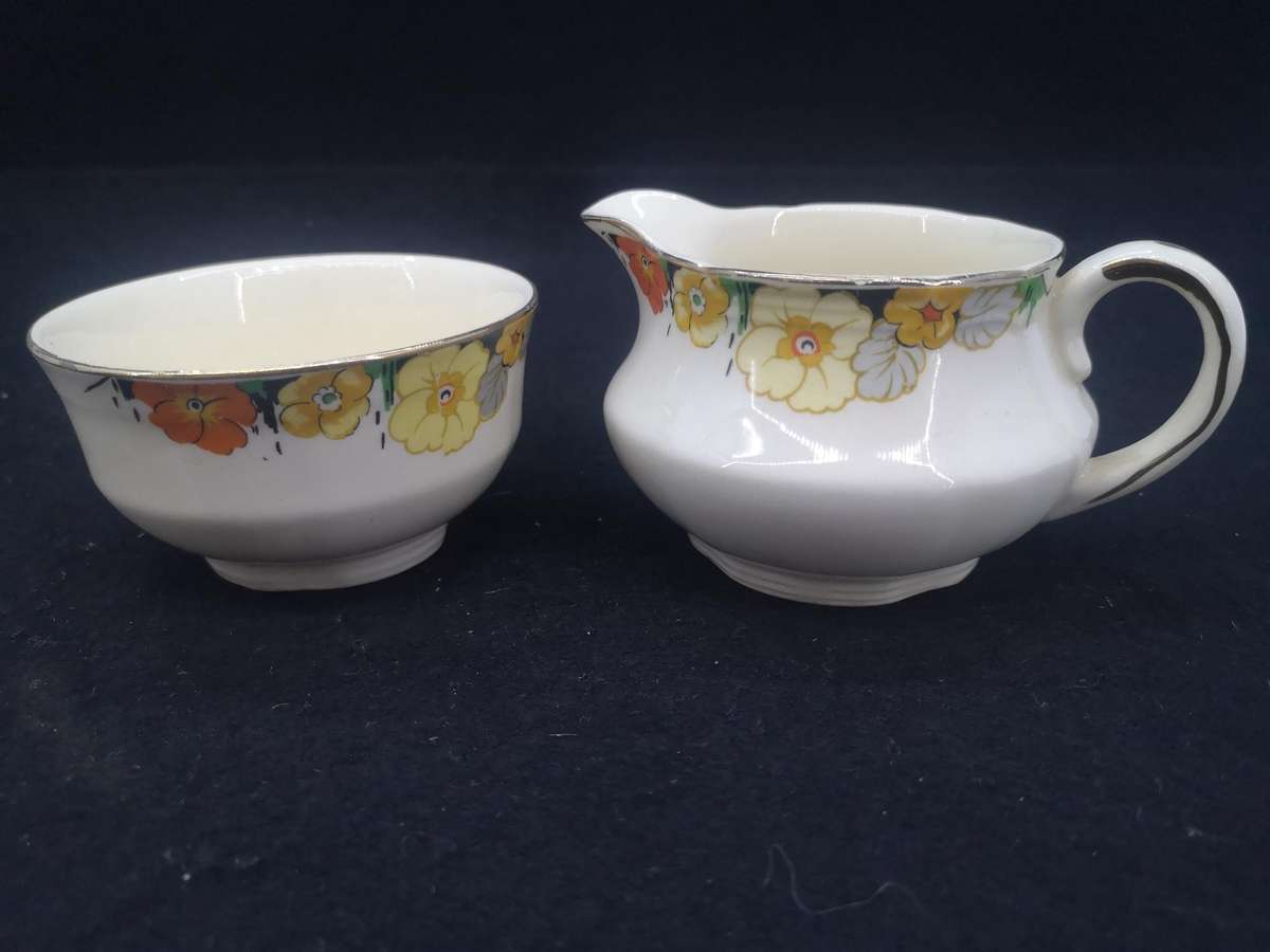 Vintage Alfred Meakin milk and sugar