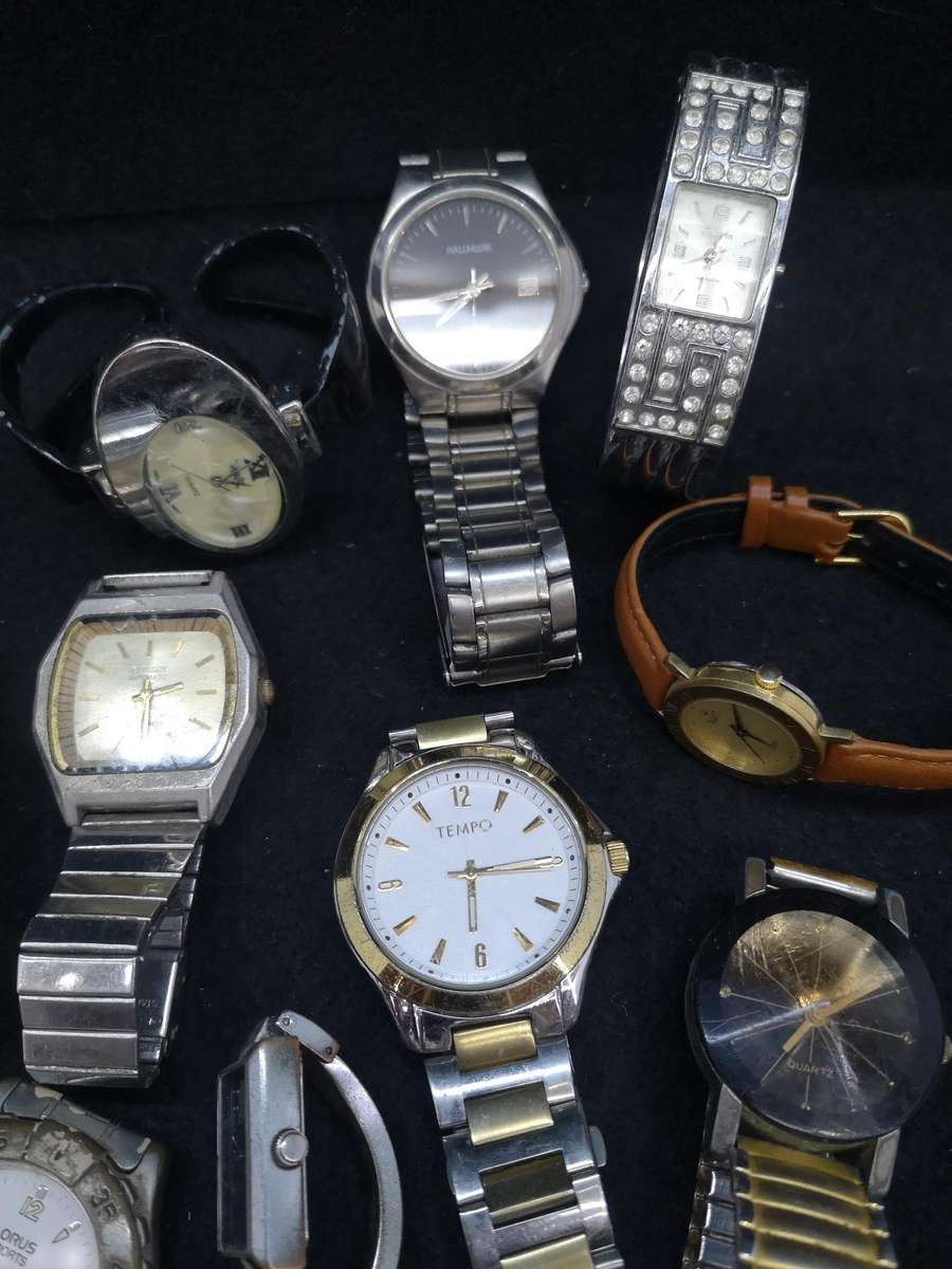 Secondhand Watches from a jewelry shop auction. Selling as is - not tested