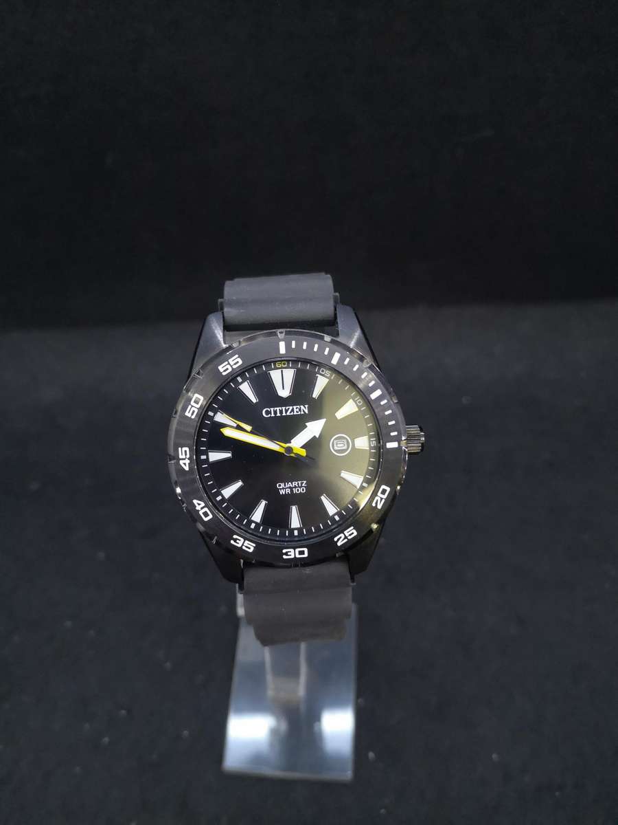 Citizen Quartz WR100 men's watch - untested from shop auction