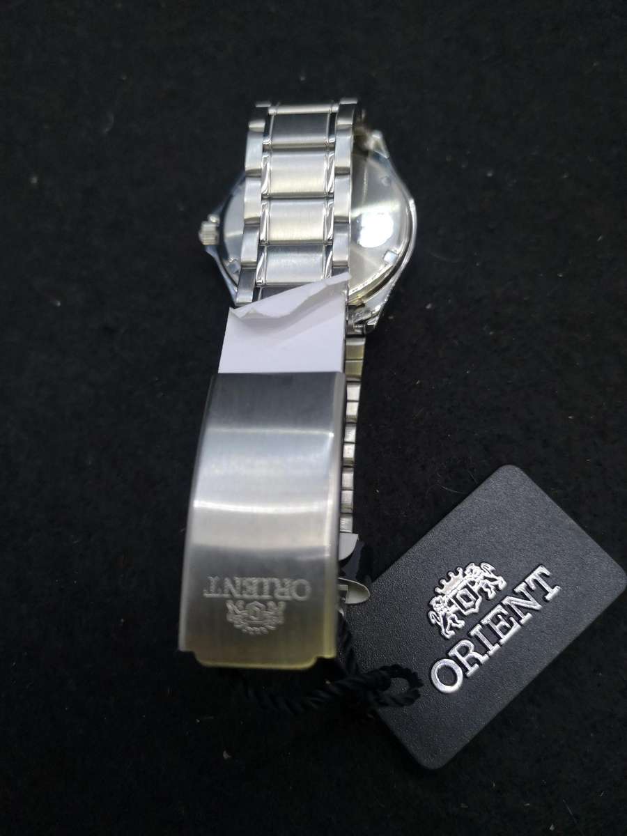 Orient men's watch Saphire crystal 100m - untested from shop auction