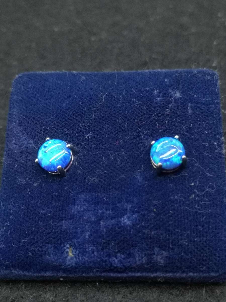 925 Silver earrings opal