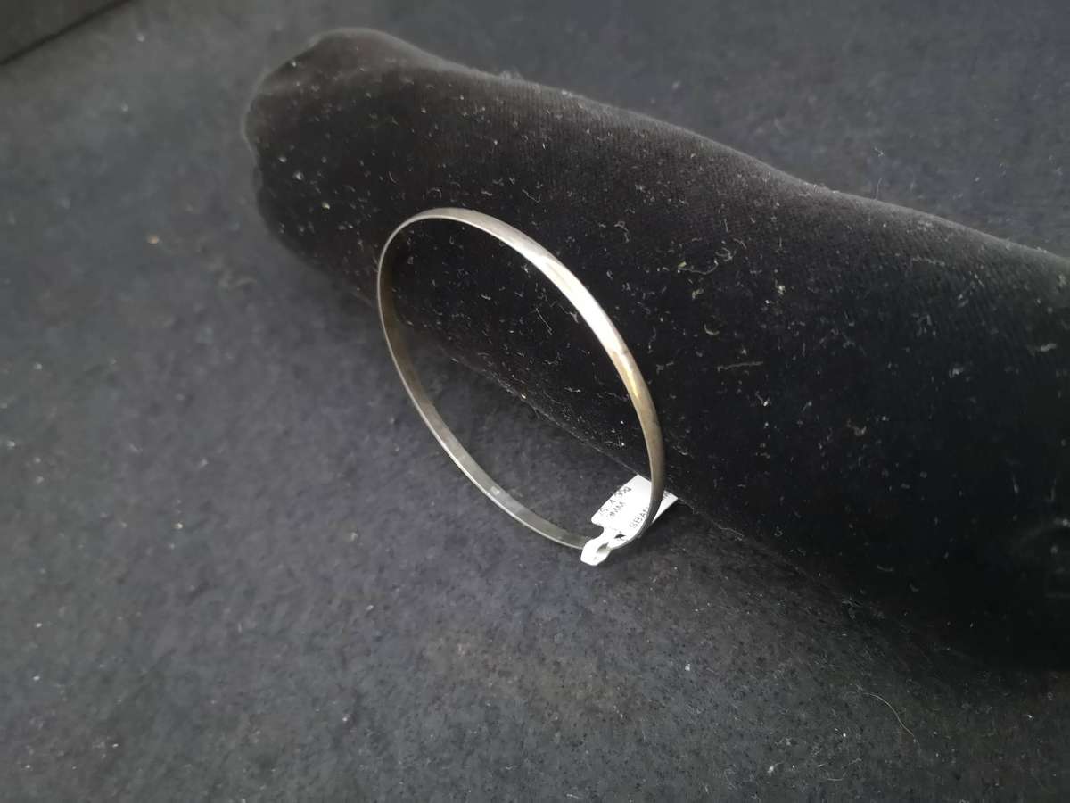 925 Silver 3mm bangle 4.3g
