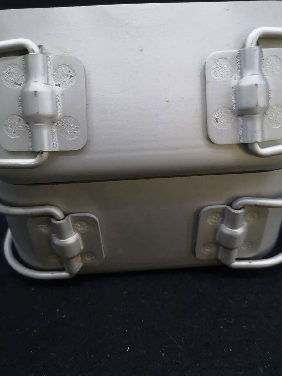 Vintage Dixie mess set