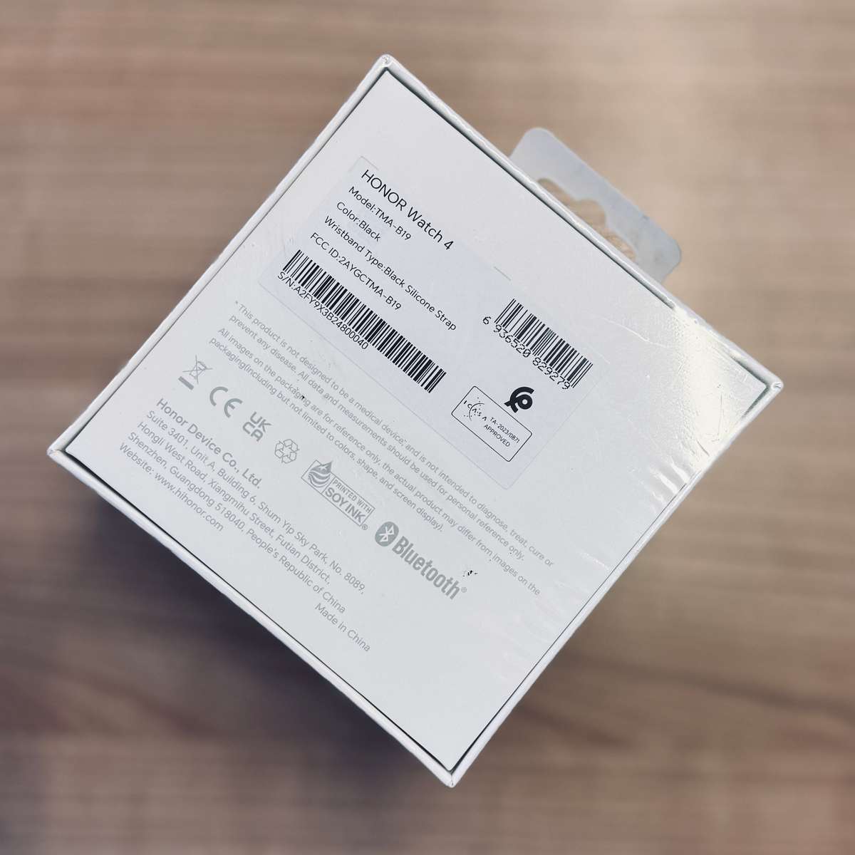 BRAND NEW SEALED  HONOR WATCH 4