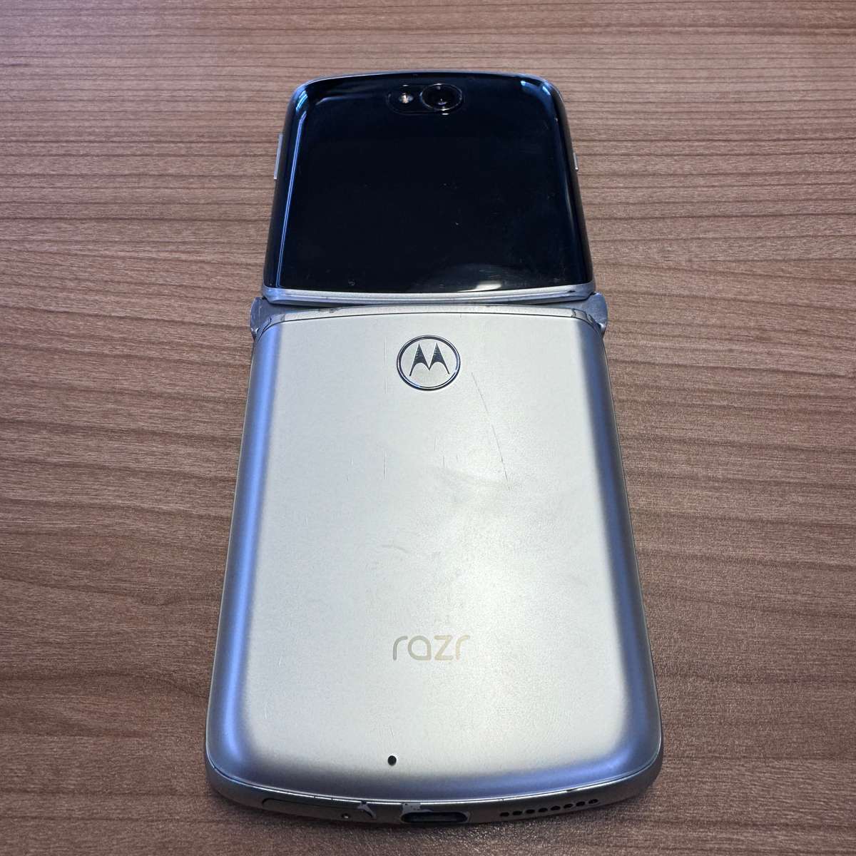 MOTOROLA RAZR 2020 | Dual Sim | 256gb