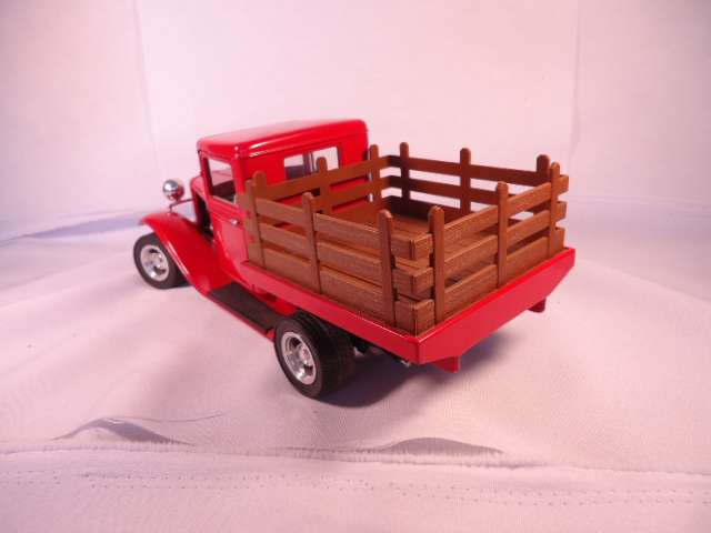 Road Legends - 1934 Ford Pick-Up Stake Truck - # 92258