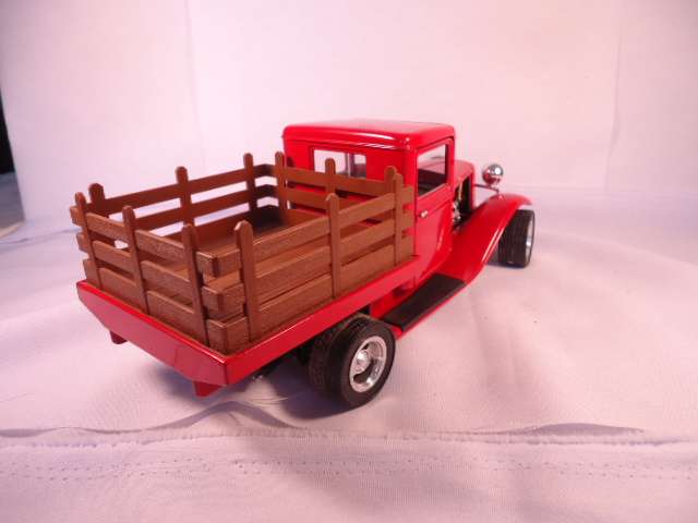 Road Legends - 1934 Ford Pick-Up Stake Truck - # 92258