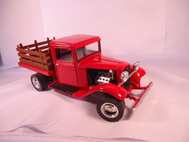 Road Legends - 1934 Ford Pick-Up Stake Truck - # 92258