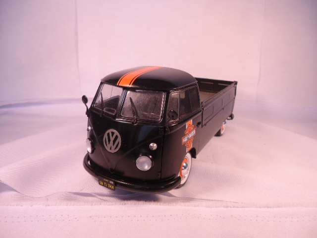 Solido - 1964 Volkswagwen T1 - Harley-Davidson Motorcycles
