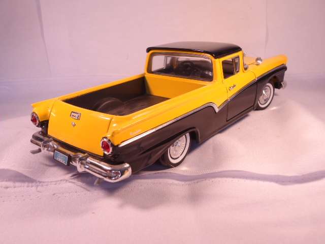 Road Signature - 1957 Ford Panchero (Courier Sedan Delivery) - # 92208