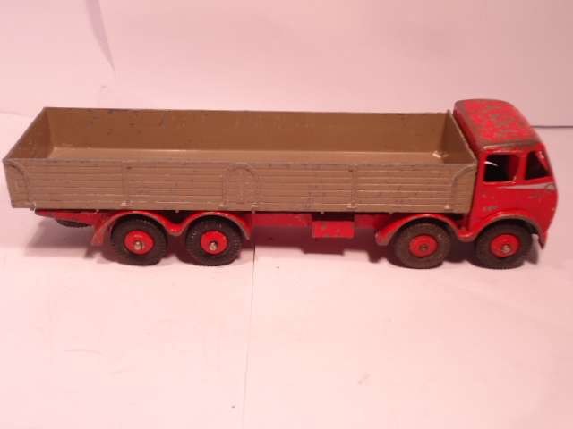 Dinky Toys -  Foden 8 Wheel Wagon - 1st Series -  # 501