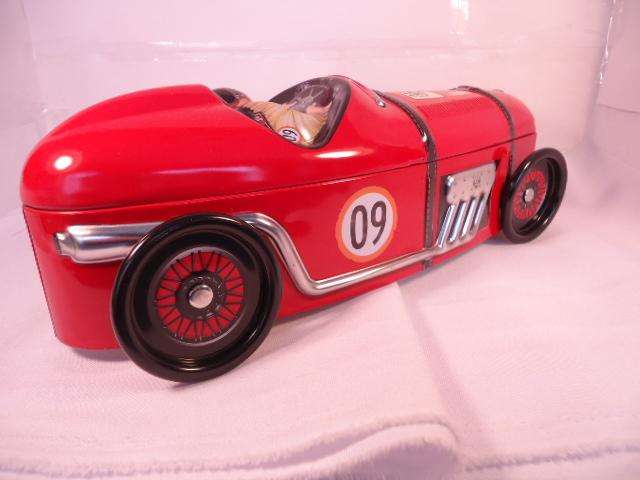 Woolworths - Milk Chocolate Coated Caramel Toffees - Lot of 2 Tins - 200g