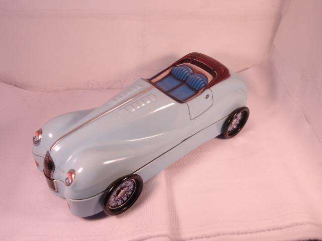 Woolworths - Milk Chocolate Coated Caramel Toffees - Lot of 2 Tins - 200g