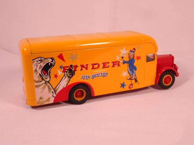 Corgi - Bernard Type 110 Fourgon Truck - Pinder - Jean Richard Circus - #72004