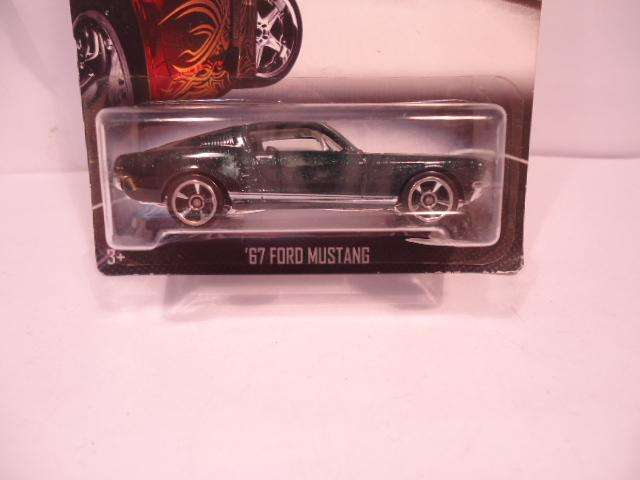 Hotwheels - 67 Ford Mustang - Fast and Furious - 4/8 - 2013