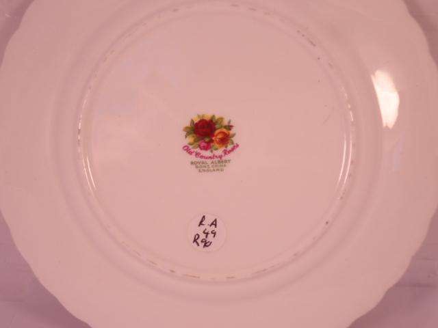 Royal Albert Bone China - 'Old Country Rose' - Single Round Side/Cake Plate with Stand