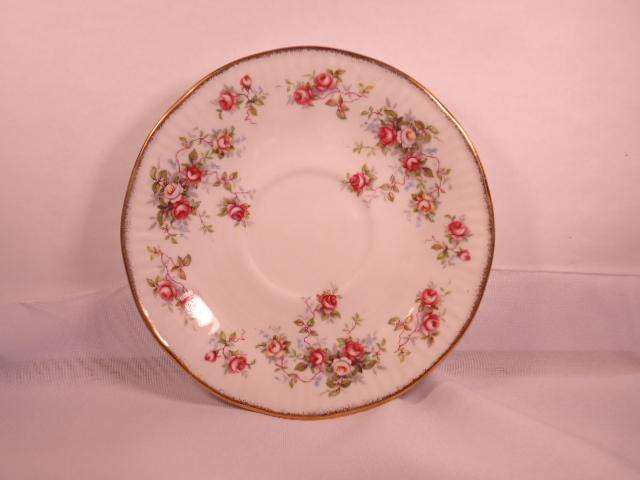 Elizabethan Bone China - Rosamond - Single Saucer - Made In England