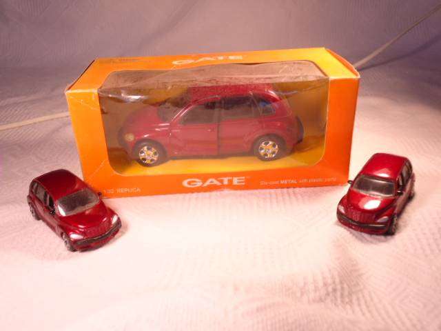 Gateway Global - Lot of 3 Chrysler PT Cruisers - #30011