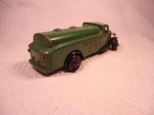 Dinky - Petrol Tanker Type 2 - Petrol - #25D