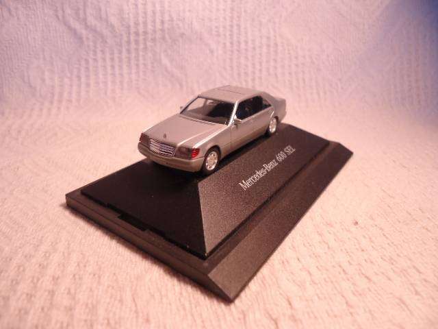 Herpa  - Mercedes Benz 600 SEL