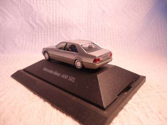 Herpa  - Mercedes Benz 600 SEL