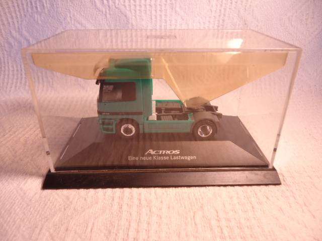 Herpa  - Atego Mercedes Benz Truck - #843