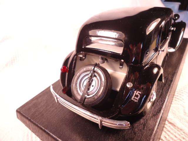 Maisto - 1952 Citroen 15CV 6 Cyl - #31821
