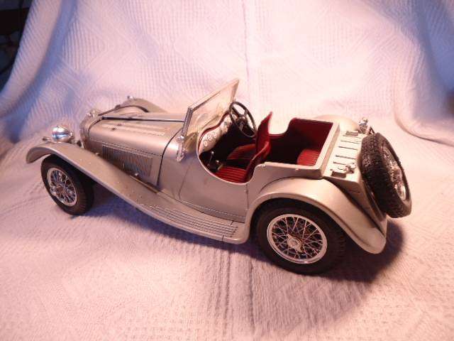 Bburago - 1937 Jaguar SS 100