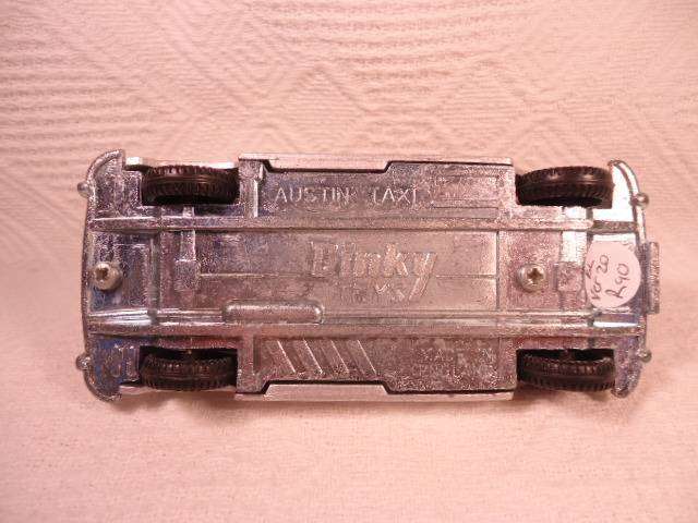 Dinky - Austin Taxi 1977 Silver Jubilee - #241