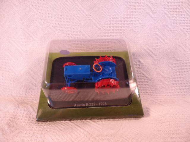 Hachette - Lot of 4 Tractors