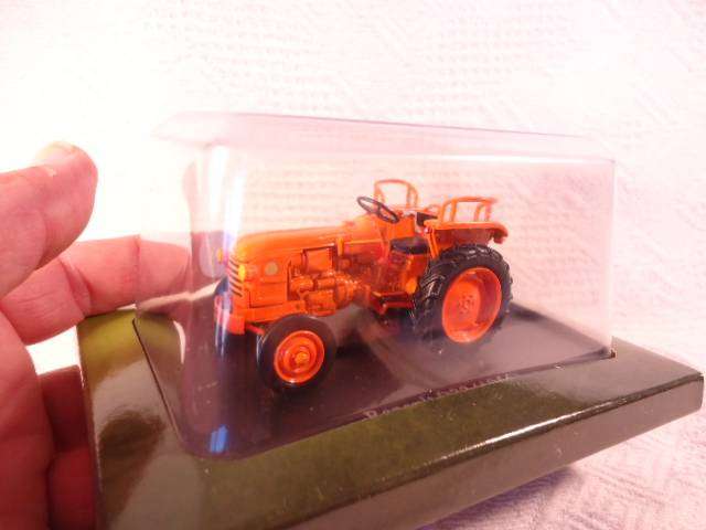 Hachette - Lot of 4 Tractors